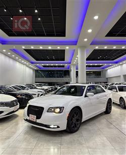 كرايسلر 300